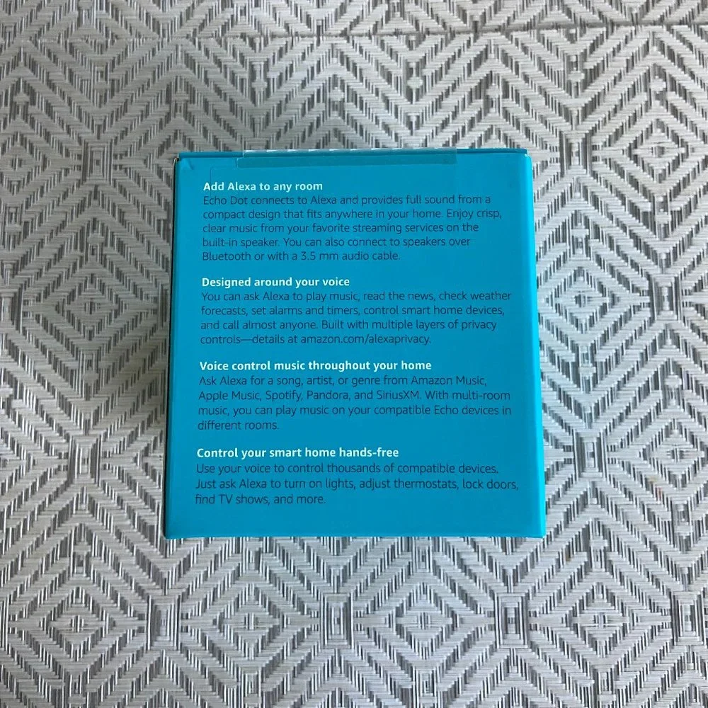 Amazon Echo Dot - Picture 3 of 4